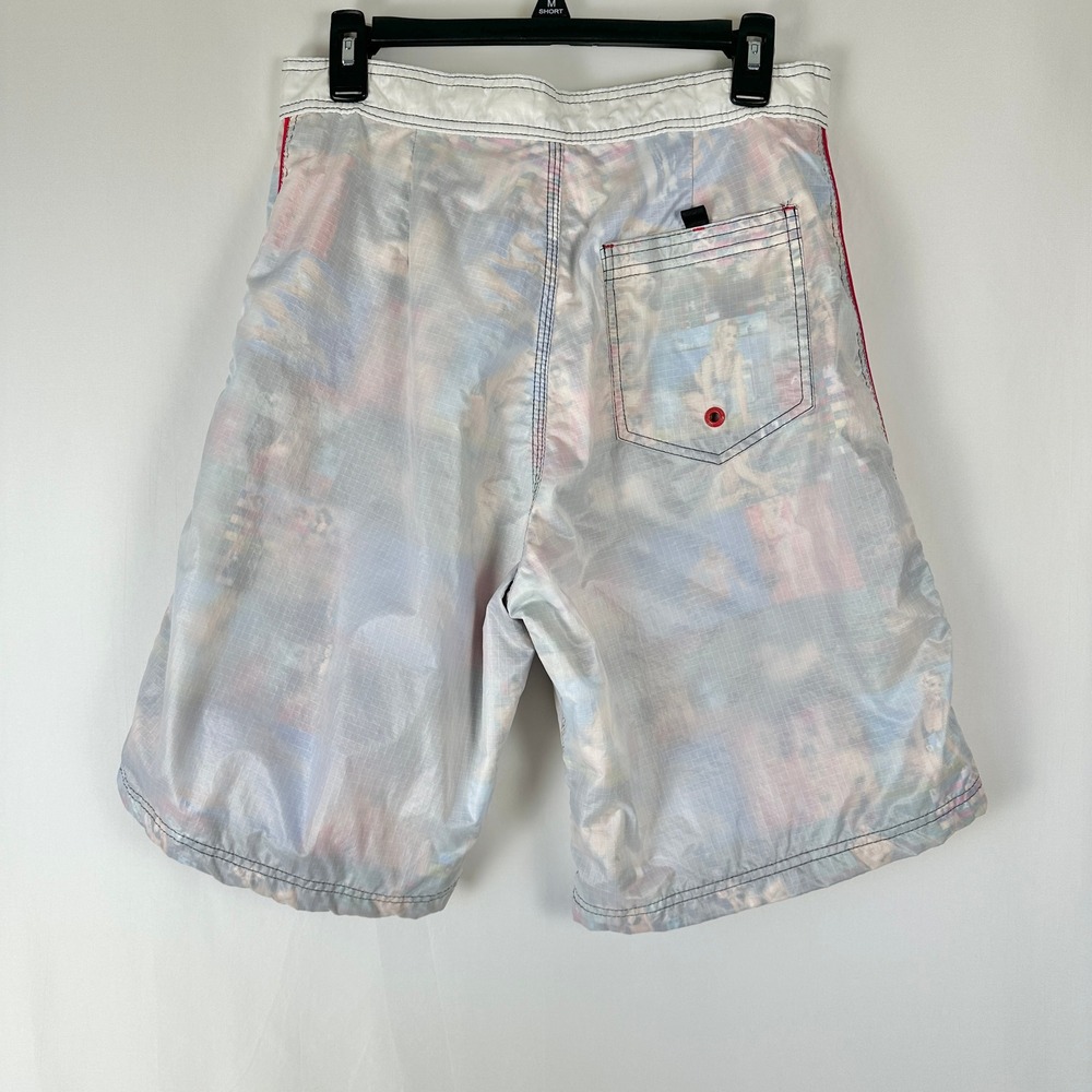 Vintage Aaron Chang Mens Board Shorts 32 Swim Trunks Ripstop Photo Print USA Y2K